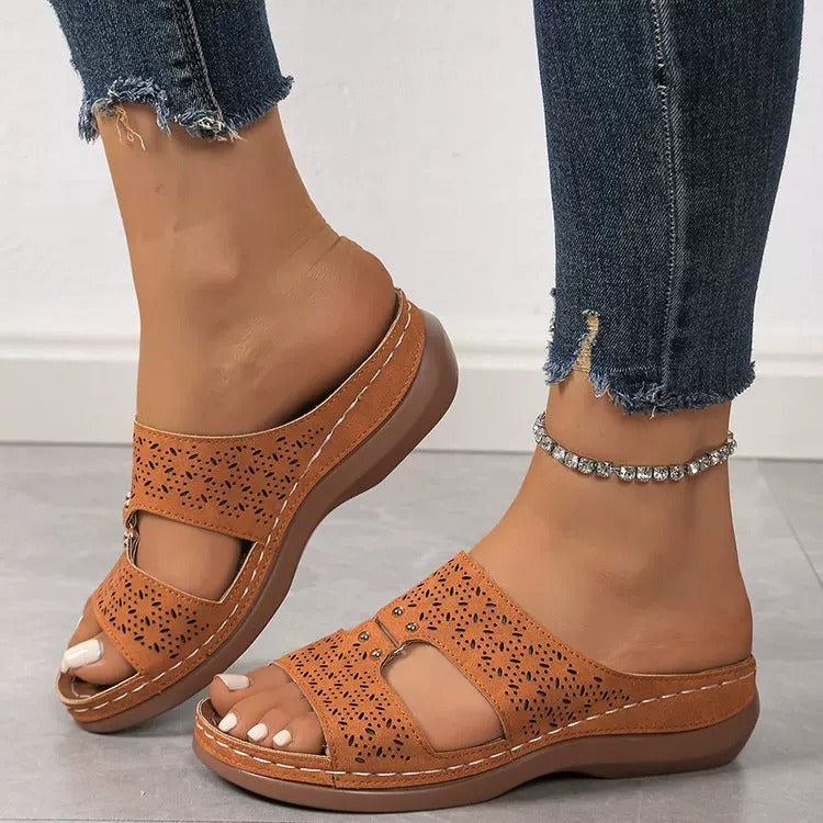 Zanorly™ Sandales Confort Orthopédiques – Soutien Parfait & Marche Sans Douleur