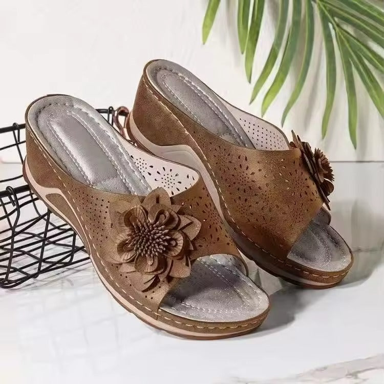 Zanorly™ Sandales Confort Premium – Semelle Compensée Ultra Douce & Élégance Fleurie